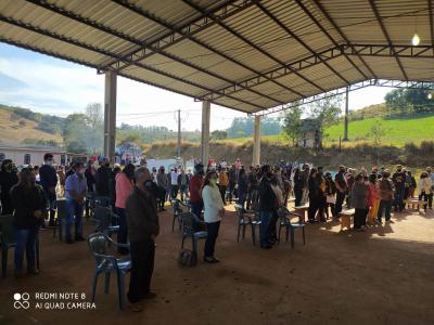 Devotos participaram da 1Âª CelebraÃ§Ã£o da Santa Missa da Festa em Louvor ao Bom Jesus em Linha Nova 